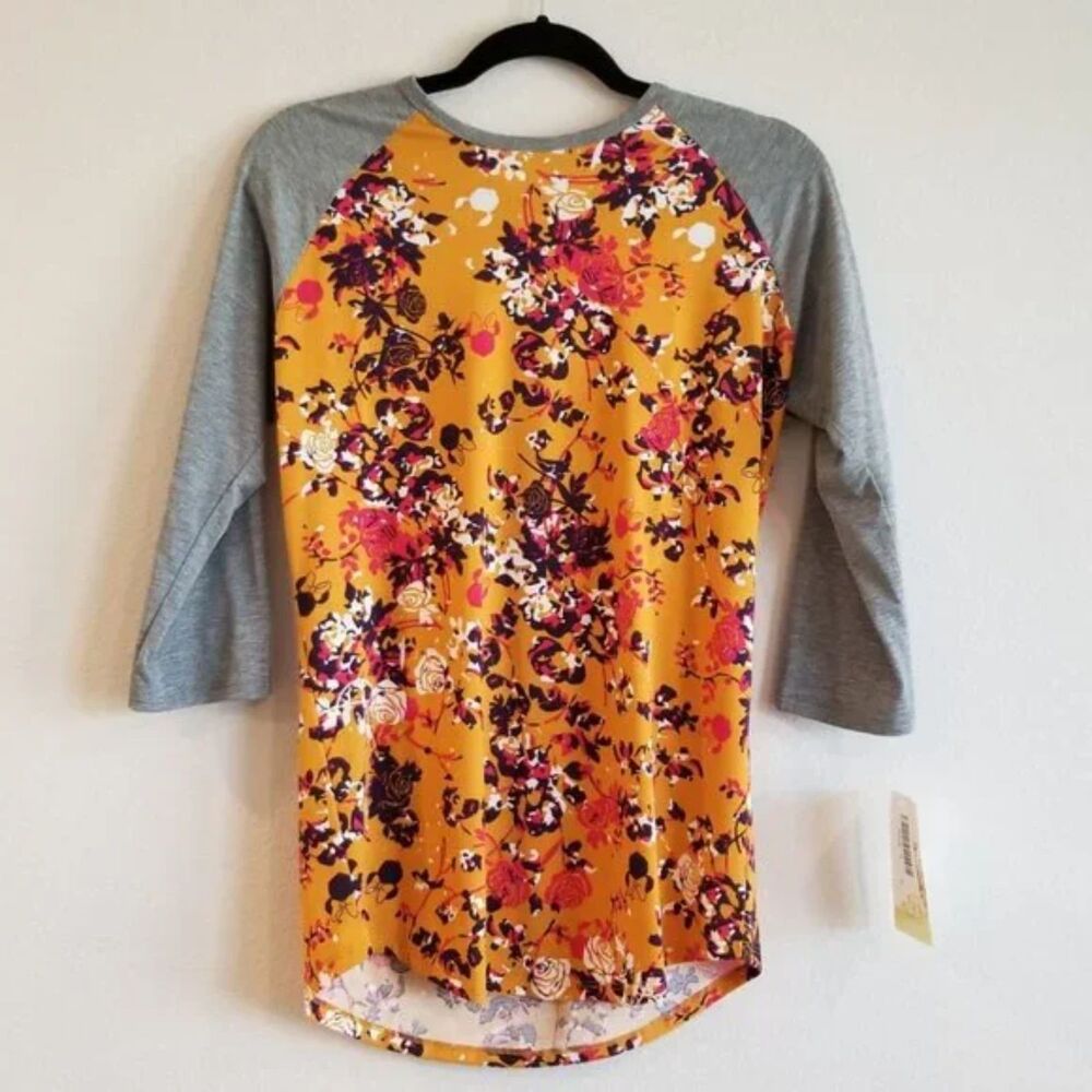 Disney Minnie Mouse Small LuLaRoe Randy Shirt